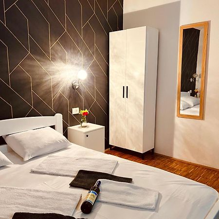 Dado Apartment เวียร์ปาซาร์ ภายนอก รูปภาพ